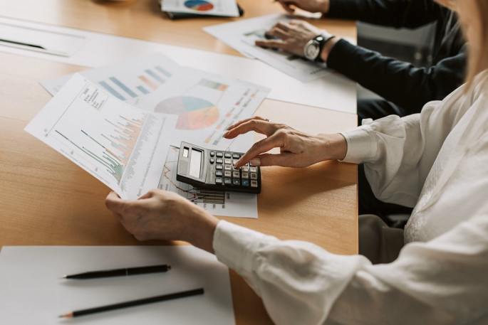 13º salário adiantado: vale a pena pedir ao empregador?